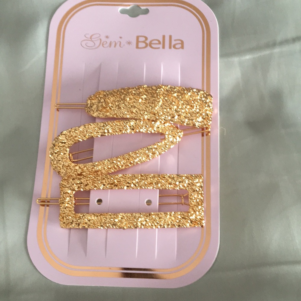 New 3 Gold Embossed Hair Clips